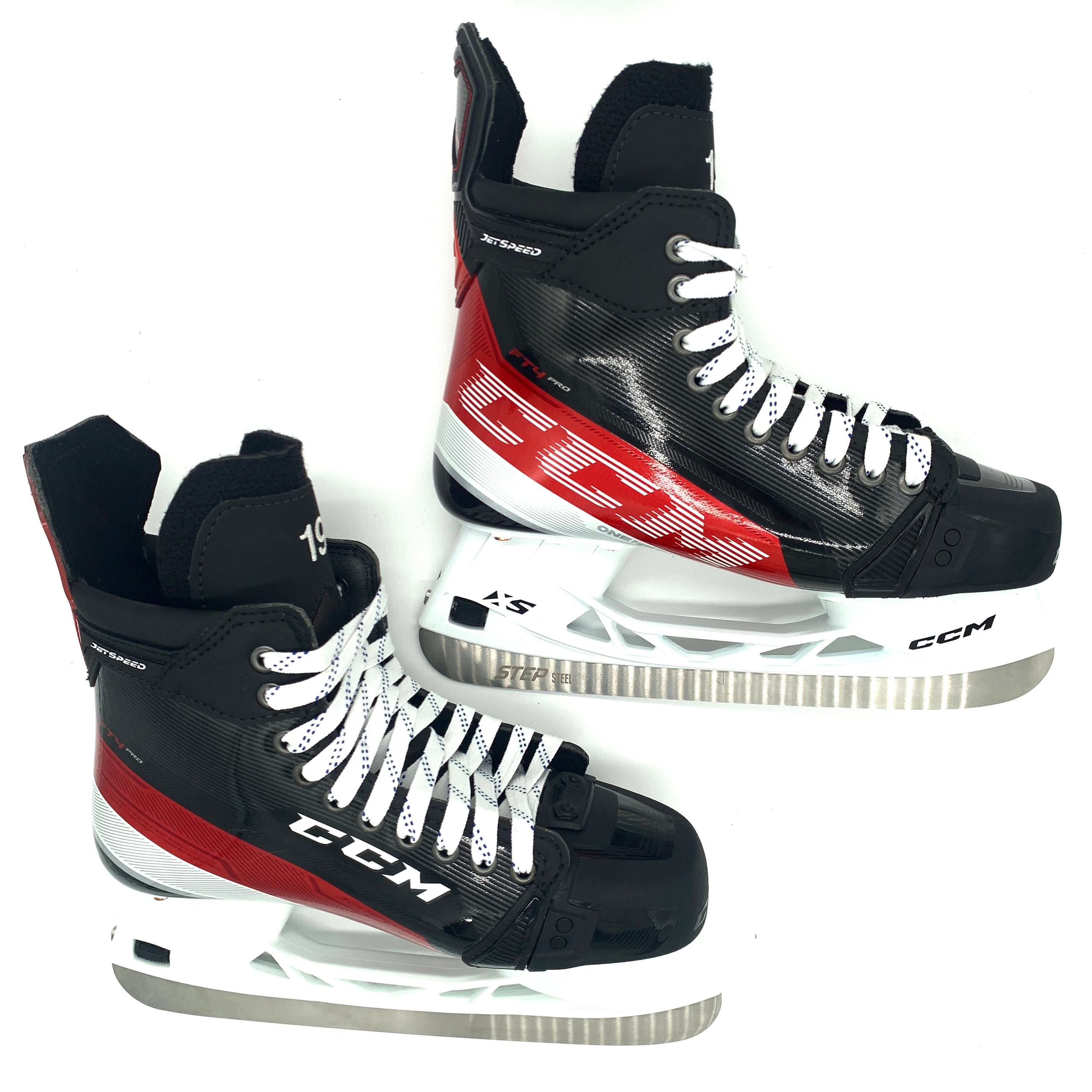 Patins de hockey CCM Jetspeed FT4 Pro – NHL Pro Stock – Tailles L8.5D/R8.25D – Dawson Mercer